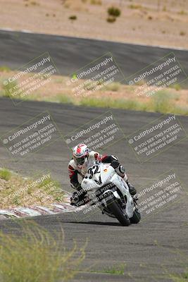 media/Jun-04-2022-WERA (Sat) [[b852bbbd55]]/Race 4 C Superbike Expert Novice/